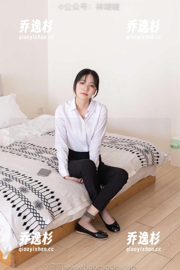 BoBoSocks袜啵啵-小沫 BoBoSocks袜啵啵 - 小沫的白丝潮流课程:全套搭配,下载前必看小贴士!