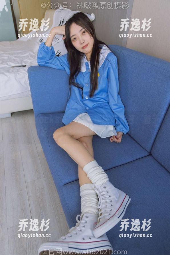 BoBoSocks袜啵啵-稚予 BoBoSocks袜啵啵 - 原图抢先看:稚予的珠光肉丝,拍的可真巧妙!