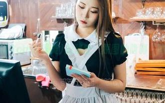 来吧，探讨Bomi(普美)的秘密：原图的隐晦，图包的诱惑