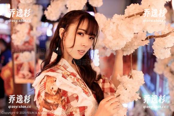 Feilin嗲囡囡 - 原图中的陈雅漫VICKY，体操服勾勒出一种奇特的运动美感