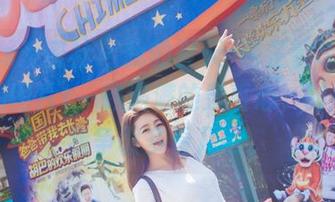 IMiss爱蜜社 – 我的夏天=谢芷馨Sindy的私拍图片+一颗满满的羡慕心,时间不够我争取多看几眼。