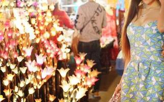 MyGirl美媛馆 – 伊雨蔓Fiona的双人写真作品，光影间的小情愫，完全不敢打扰，怎能不分享给大家？