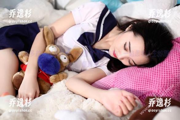 PDL潘多拉 - 杨晨晨sugar图集：一边拍，一边思考人生的剧情转折