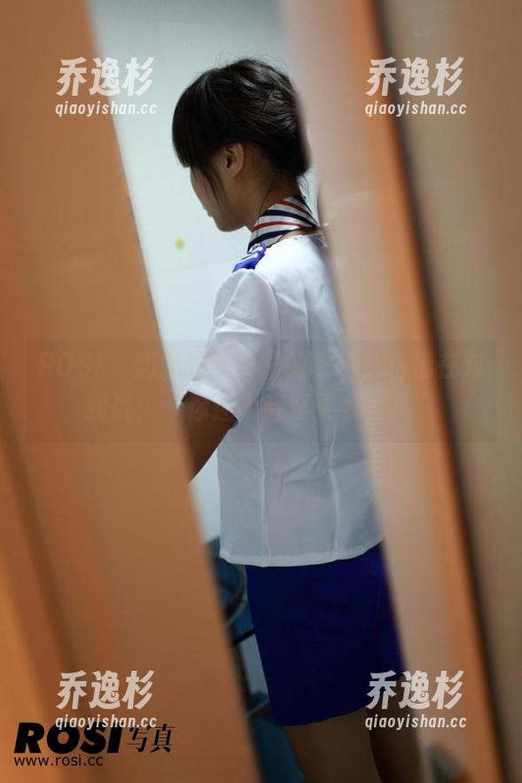 ROSI - 恋恋的照片里的粉色，仿佛在对我说：“你还不赶紧买衣服？”