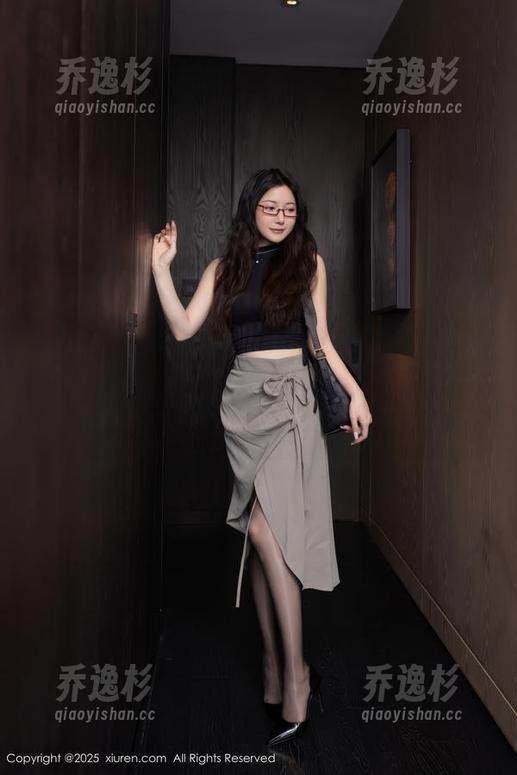 Xiuren秀人网 - 在线追踪Jennifer小若花嫁的原图，结果不小心追到了“丑”一脸，叹气！