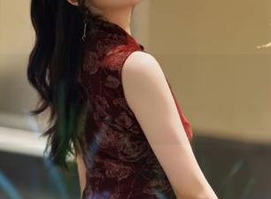 Xiuren秀人网 – 谁说职业装不能撩？初梦瑶的无圣光图包