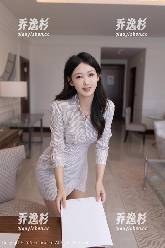 Xiuren秀人网 - 在线特供：想做你的猫棉袜图集——给袜子赋予灵魂！