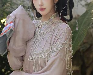 Xiuren秀人网 – 柒喜小baby写真牌:少女们,给你们的自拍点个赞!
