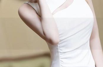 Xiuren秀人网 – 白丝写真里的苏韵锦，小心被迷住喔！