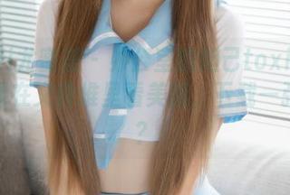 YouMi尤蜜荟 – 办公室的妲己toxic：谁说不能在文件堆里看美图，下载一张试试？