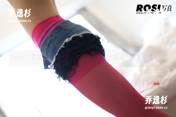 rosi - 聚焦小莉，私拍合集里的那个“小秘密”其实很好奇。