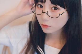 usejan蓝蓝的兔女郎写真,情不自禁多看几眼,难道是陷入兔圈无出路了?