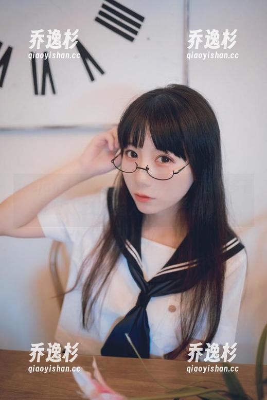usejan蓝蓝的兔女郎写真，情不自禁多看几眼，难道是陷入兔圈无出路了？