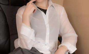 谁说女孩不美？一小央泽的高清女孩，下载后带点小惊喜。