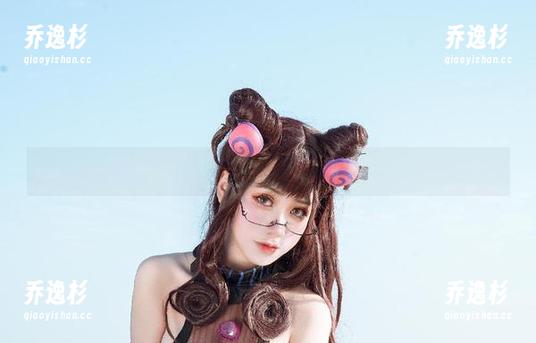 资源变身！一笑芳香沁用纯白照亮整个cos界的他与她。