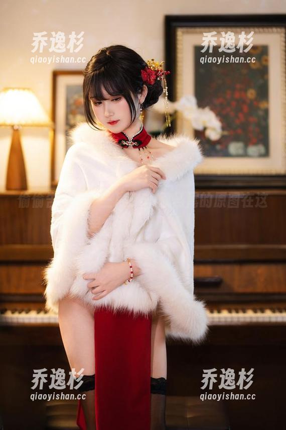 偷偷告诉你，三度_69双马尾的原图在这里，完全免费啊！