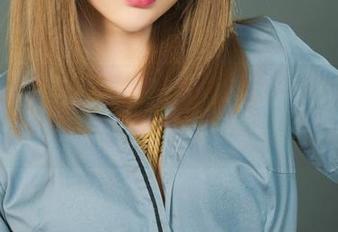 丽柜 – 阳阳的双生花写真：图集中的闺蜜，两人总是那样的…有意思！