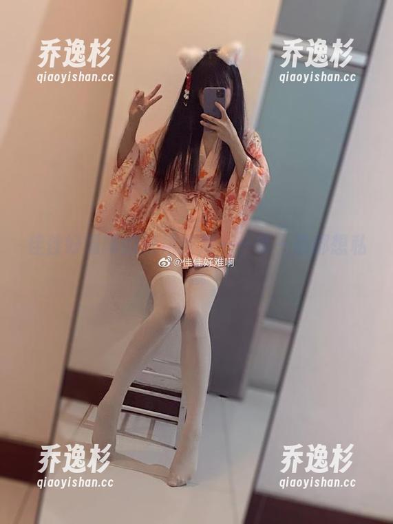 佳佳好难啊的短裙合集——每一条都想私藏