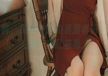 吊带短裤，兔玩映画的资源真有一套，让人想一直盯着看。