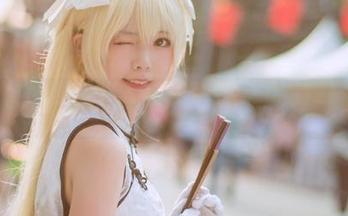 向小圆致敬,蓝色之夏的美图飘散人间