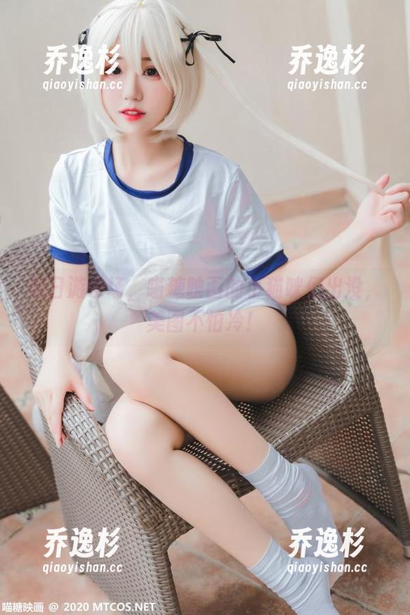 假日游乐场，喵糖映画的小猫咪们出没，美图不怕冷！