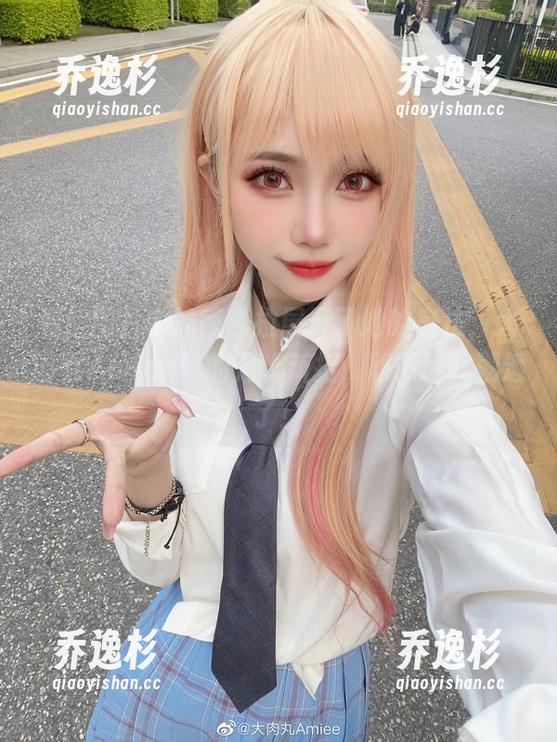 看！图片中的芭芭拉展开了她的魔法，大肉丸Amiee配的是啥新招，原图给我剧透了！