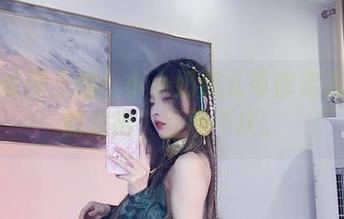 最新套图上线！小小奶瓶儿带你走入心中的迦南，百看不厌。