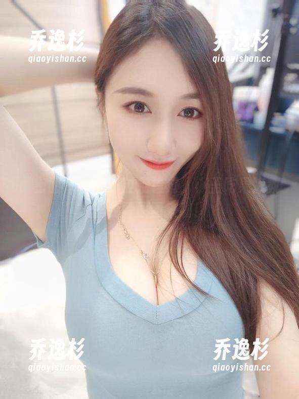 微密圈 - 走过路过别错过，小玉吃果冻教室免费原图来啦！