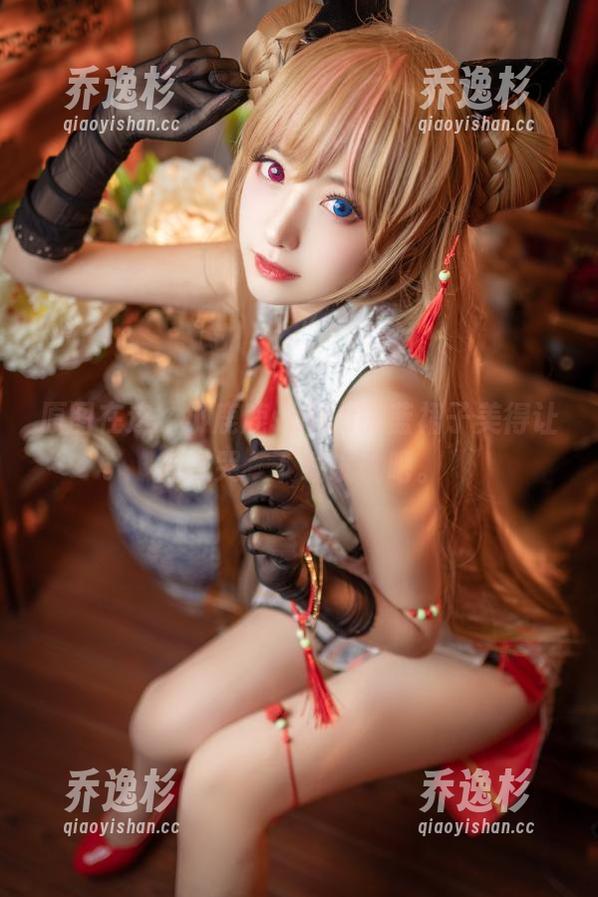 小鹿鹿shika 原图在这,小鹿鹿shika的蓝裙子美得让人想哭,下载试试吧。