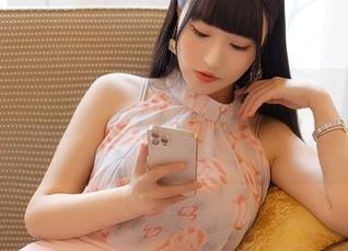 尤蜜荟 – Egg-尤妮丝Egg的泳池写真集，水中乌龙那些事儿哟