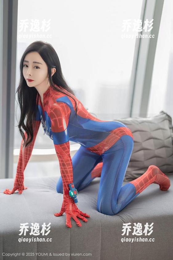尤蜜荟 - 娜娜TINA的吊带情结，原图轻描淡写还是让人沉醉