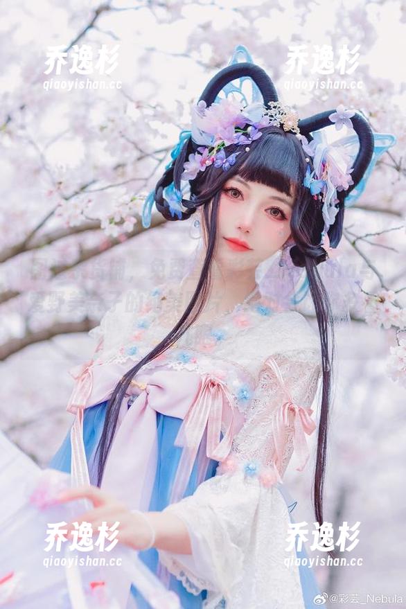 图过杂货铺，免费查看彩芸_Nebula与爱野美奈子的绝美图片，绝对会让你多看几眼。