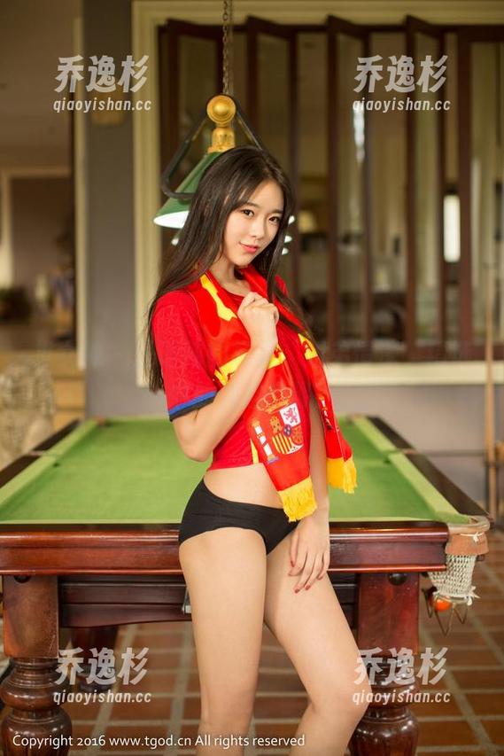 推女神 - 王语纯的写真，姐弟情深，精选中的倒退影像！