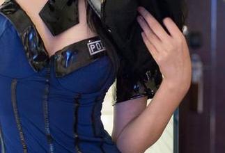 推女郎 – 秘书和娜露，这个图库传递的不只是职场