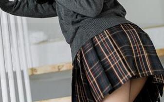 观看木之本果的最新图包,真心让人想为她的真爱粉上下不了。