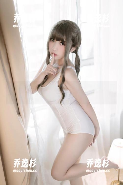 猫田圣奈奈 猫田圣奈奈的黑丝图包大升级,哎呀,我的心好像被勾走了!