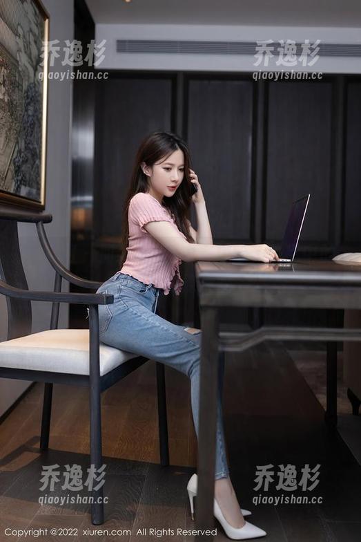 秀人网-加朵babe 秀人网 - 加朵babe内衣探险,作品中的福利很隐蔽哦