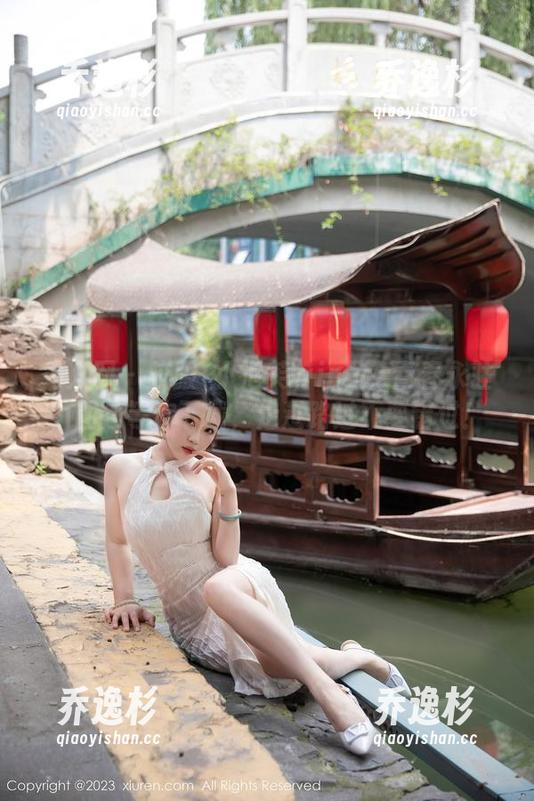 秀人网 - 校服+小泡芙winna=青春永驻，图包等你下载，走过路过不要错过！