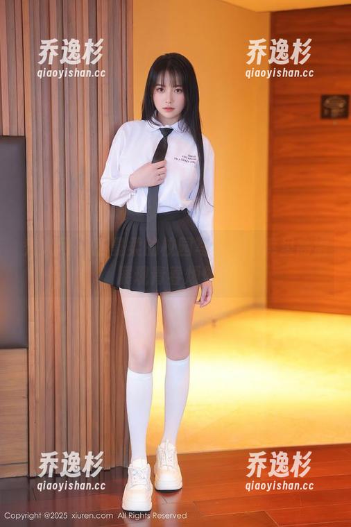 秀人网 - 王曼柔的校园写照，图库里高清展现青春烦恼！