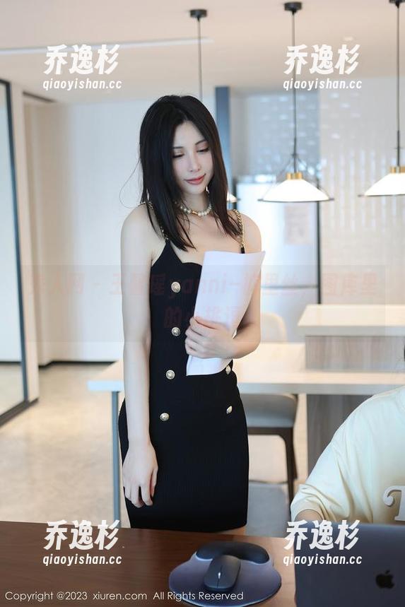 秀人网 - 王馨瑶yanni–裤里丝，图库里的小挑逗