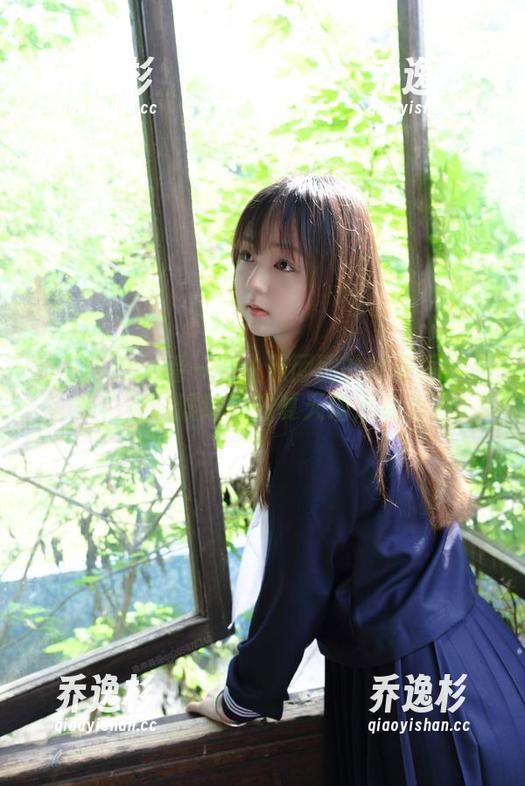 稚乖画册 - 看一看生煎团团的比基尼作品集，是时候给你的夏天增添点色。
