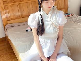 稚乖画册 – 赤西夜夜的吉他少女图集—一曲终了，何处去寻乐章？