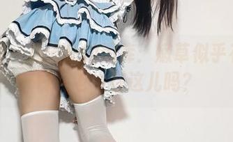 微密圈 – 聂傲娇的图库：嫩草似乎有些恍惚，老牛在这儿吗？