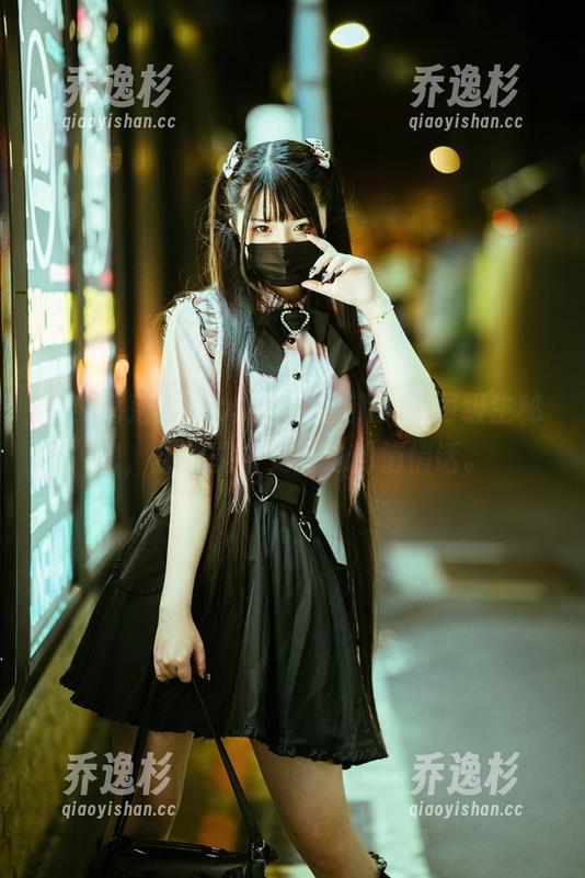 落落Raku 嘿!落落Raku的原图,新鲜的同级生秘密,仿佛能听见耳边的悄悄话。