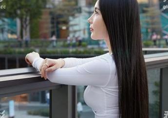 蜜桃社 – 伊琳在线:我和婚纱之间的微妙关系,真的有点小尴尬…
