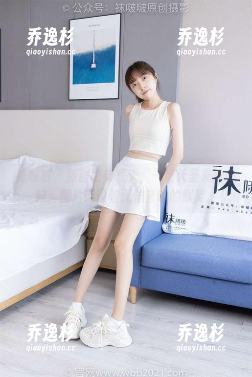 袜啵啵 - 甜甜圈与夏天，一场无圣光的美好，图片诉说着无法言喻的默契。