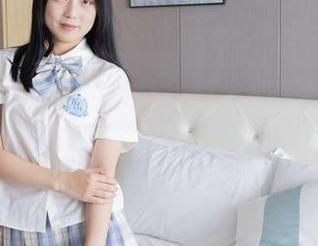 袜啵啵 – 稚予的灰丝,脚尖加固款,不看后悔系列的写真!你敢不点开?