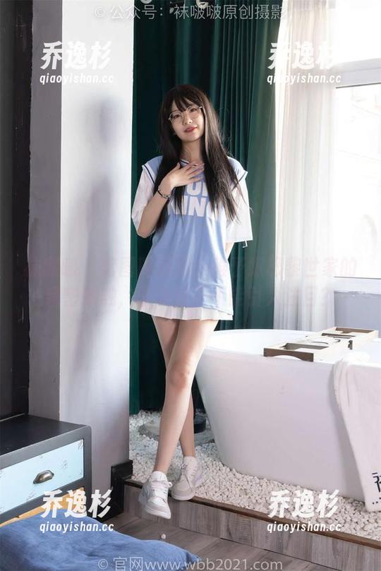 袜啵啵 - 套图时间到：稚予跟巴黎世家的亲密接触，谁说鞋子不能引人注目？