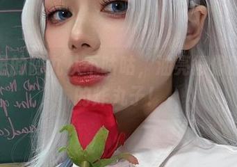 照片里的阿九从不咕咕,油亮得像刚出锅的炸丸子!