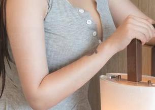 青豆客 – 图库精选里的妹子，不只是莫晓茜sunny的妹妹哦